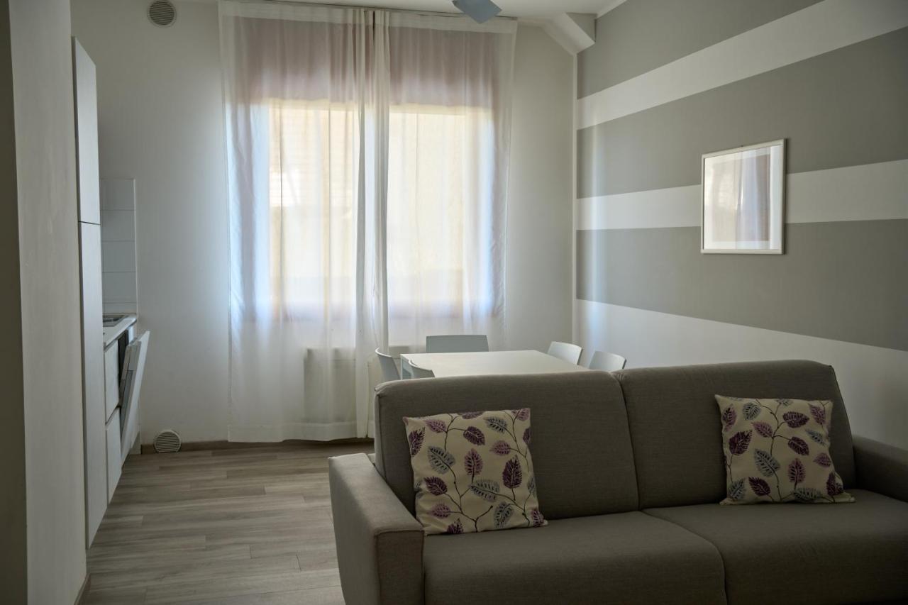 Appartamenti Diplomatic-Residence Fronte Mare-Piazza Torino-Lido Di Jesolo Kültér fotó